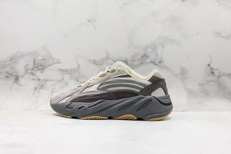Fake Yeezy 700 V2 tephra sneakers for cheap (1)